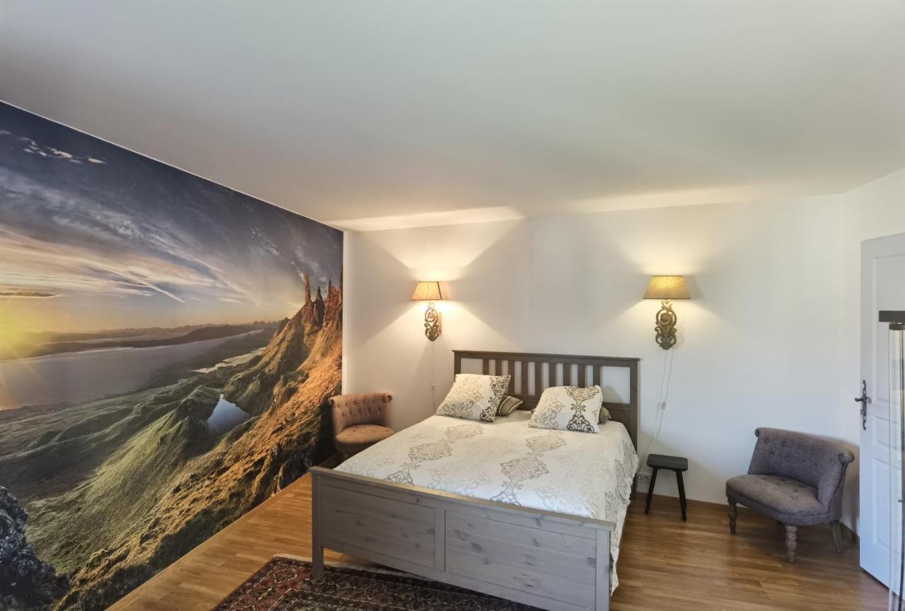 Chambre Lit Queen-Size - Vue sur Jardin