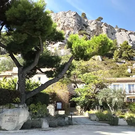 Chambres d'hôtes indépendantes au rez-de-chaussée d'une maison provençale dont une avec cour intérieure-3
